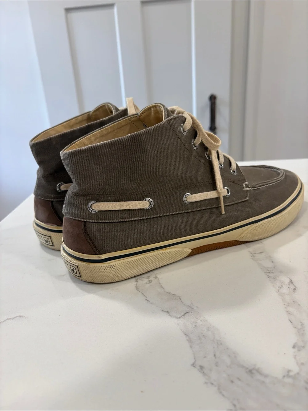 Sperry Men's Taupe Grey Canvas High-Top Boat Shoes Size 10.5